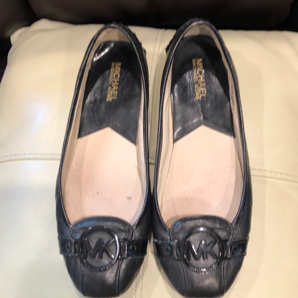 Michael Kors Black Leather Flats size 8.5